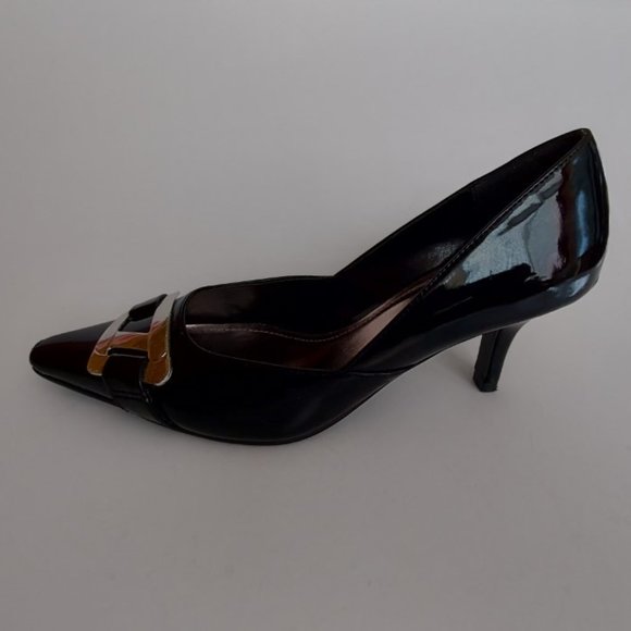 Black Patent Heels With Silver Buckle - Picture 5 of 13